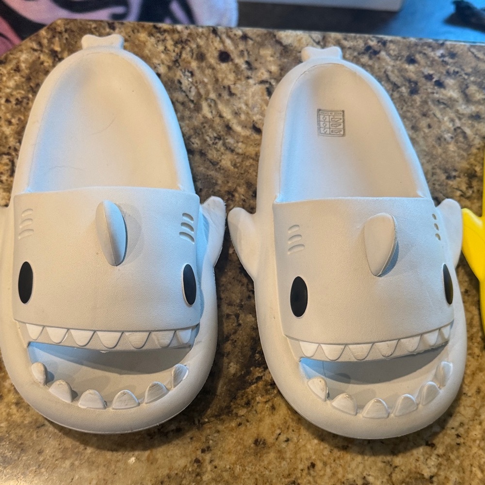 comfortable gray shark slides
